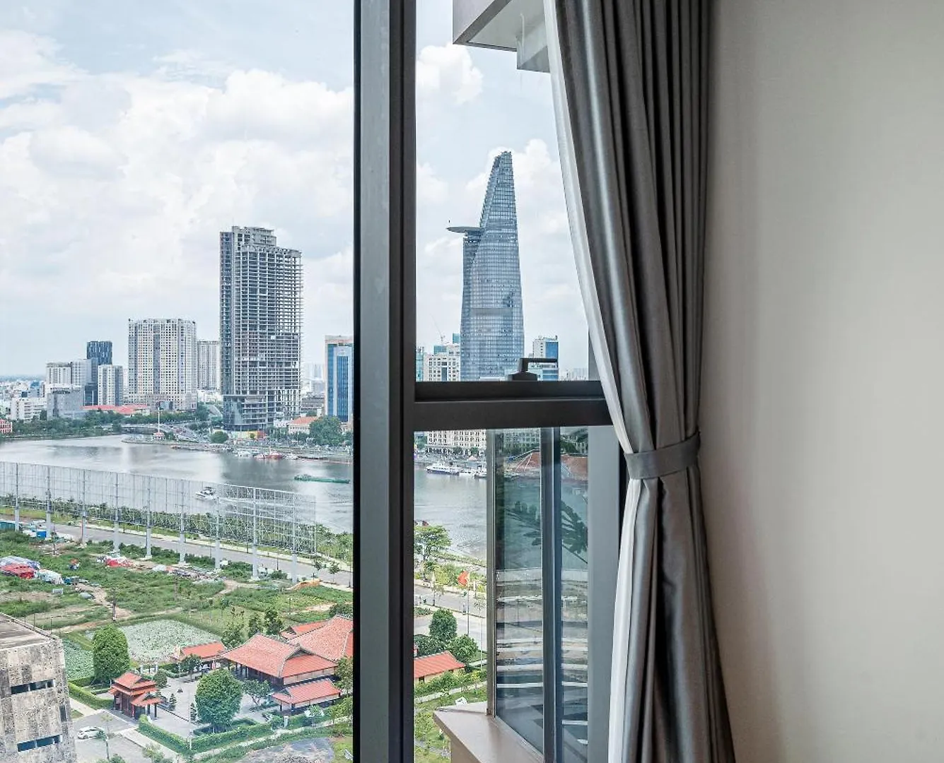 Apartment Opera Saigon Suites Ho Chi Minh City Vietnam