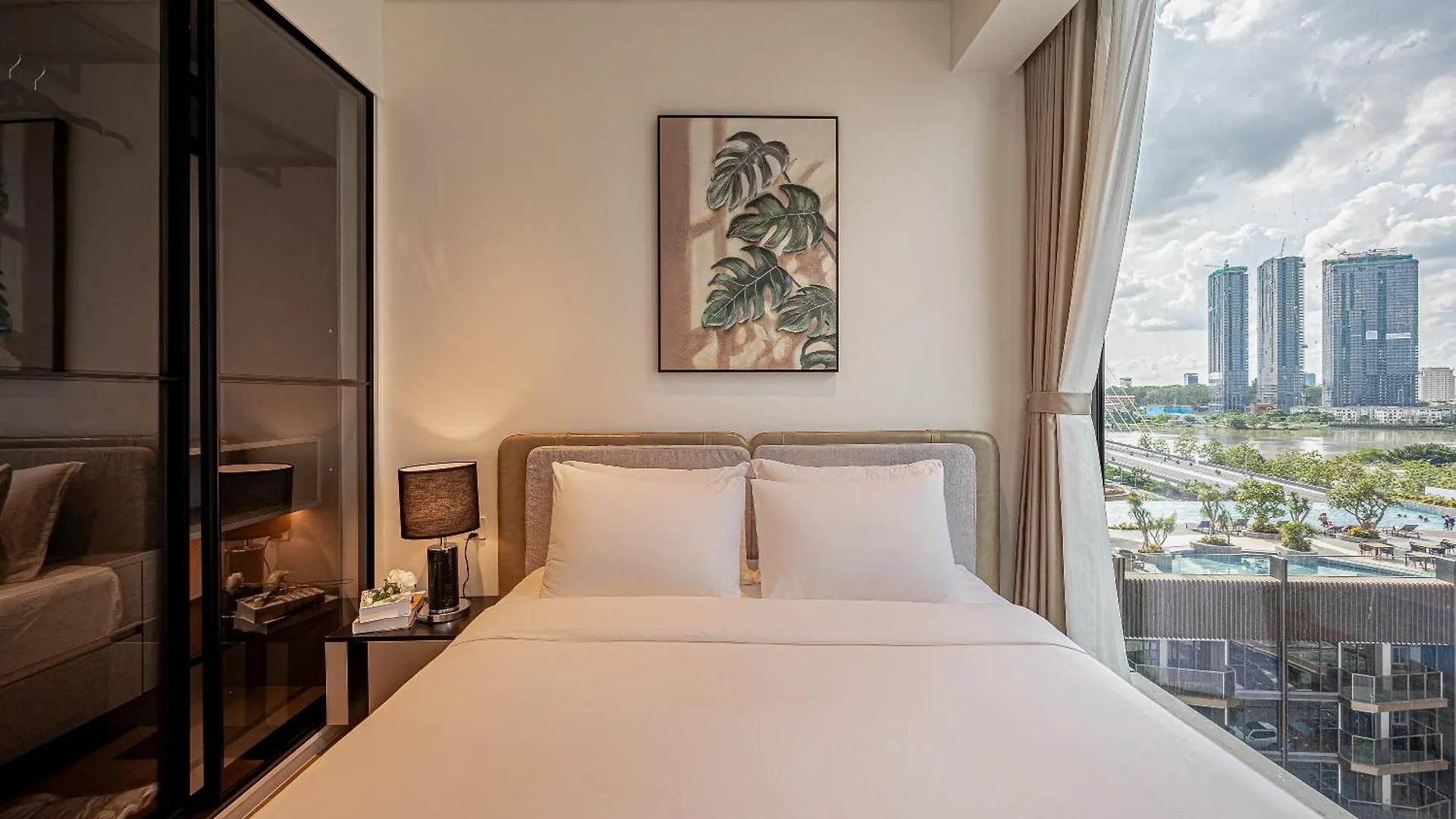 Opera Saigon Suites Ho Chi Minh City
