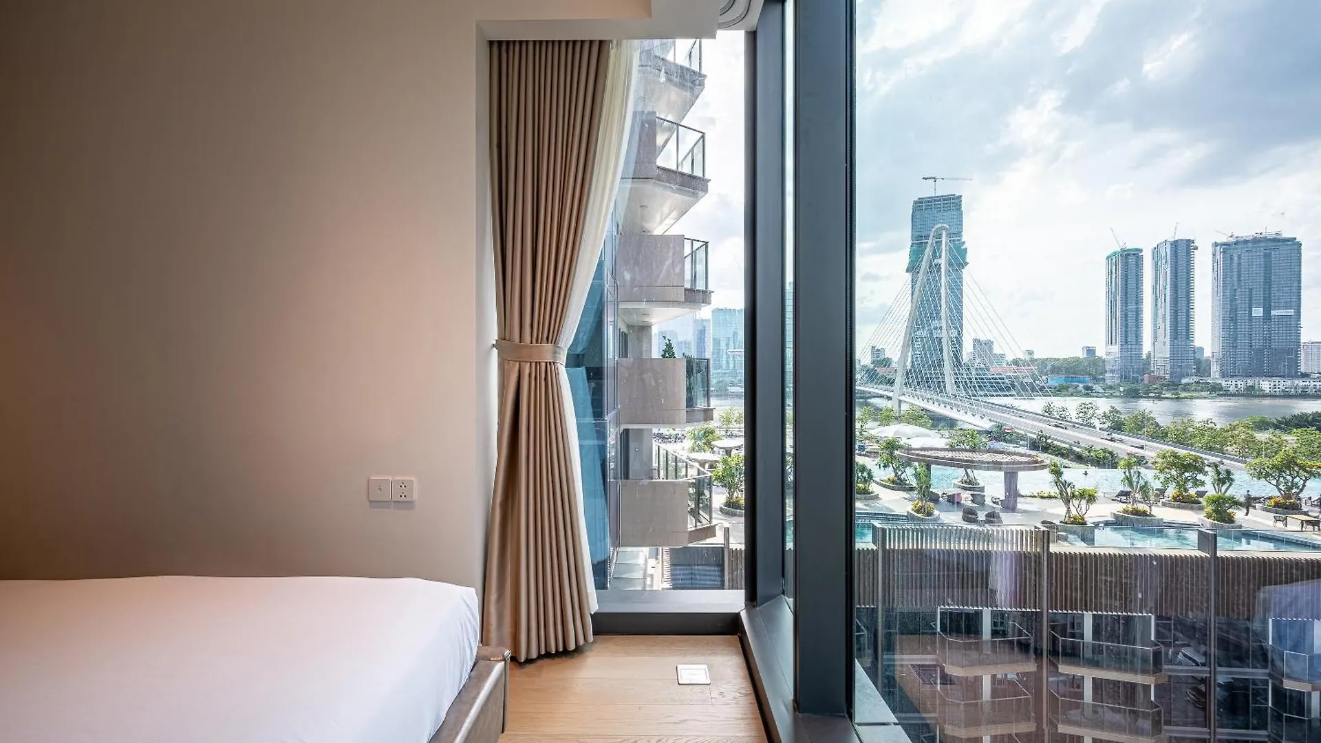 Apartment Opera Saigon Suites Ho Chi Minh City