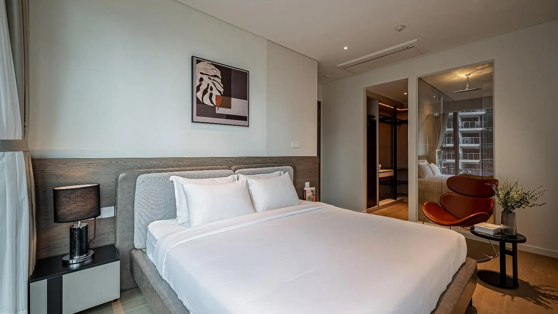 Opera Saigon Suites Ho Chi Minh City Apartment