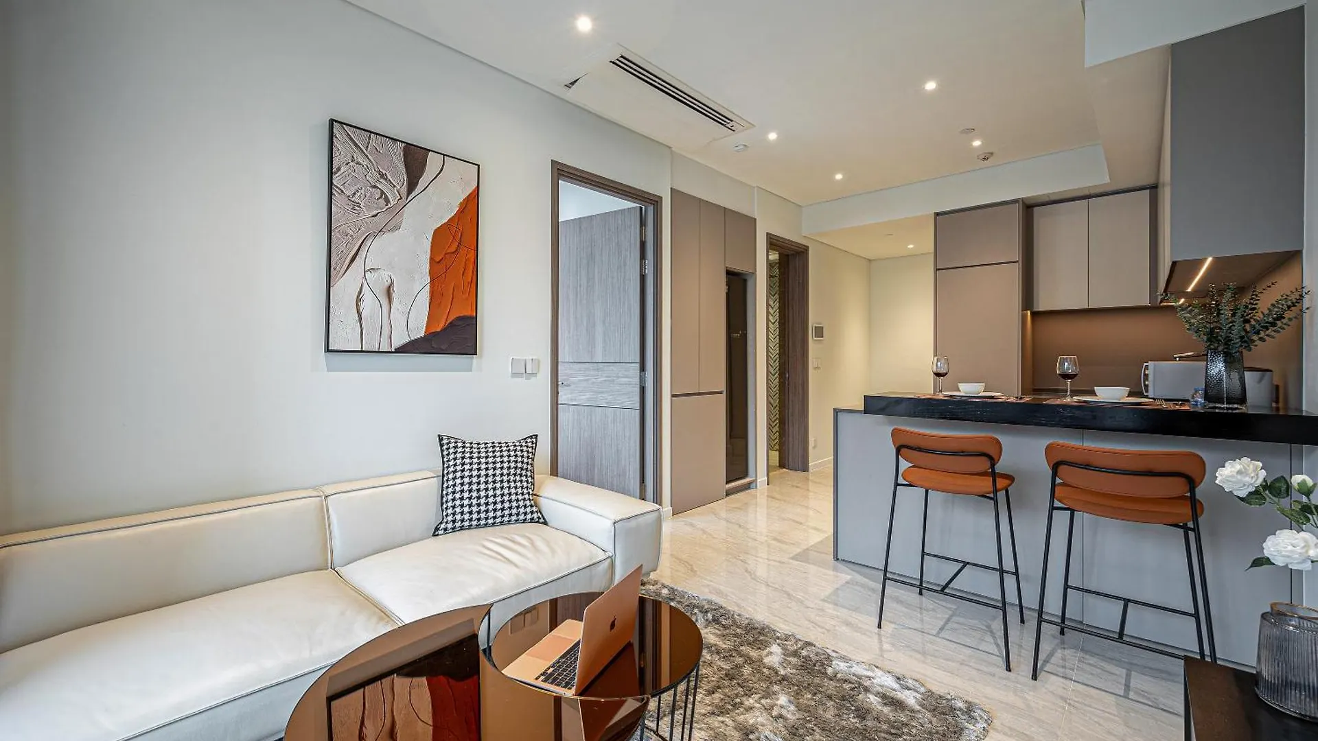 Opera Saigon Suites Ho Chi Minh City