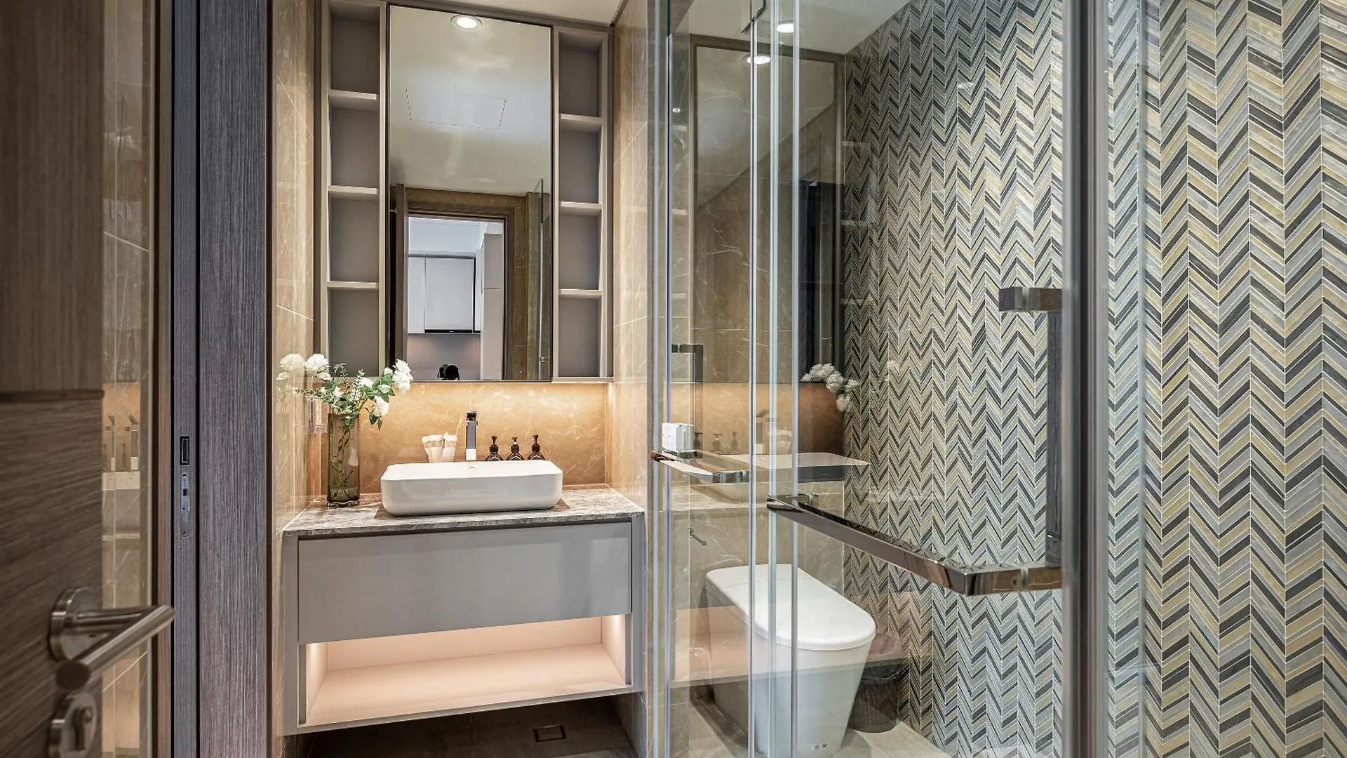 Opera Saigon Suites Ho Chi Minh City 0*,  Vietnam