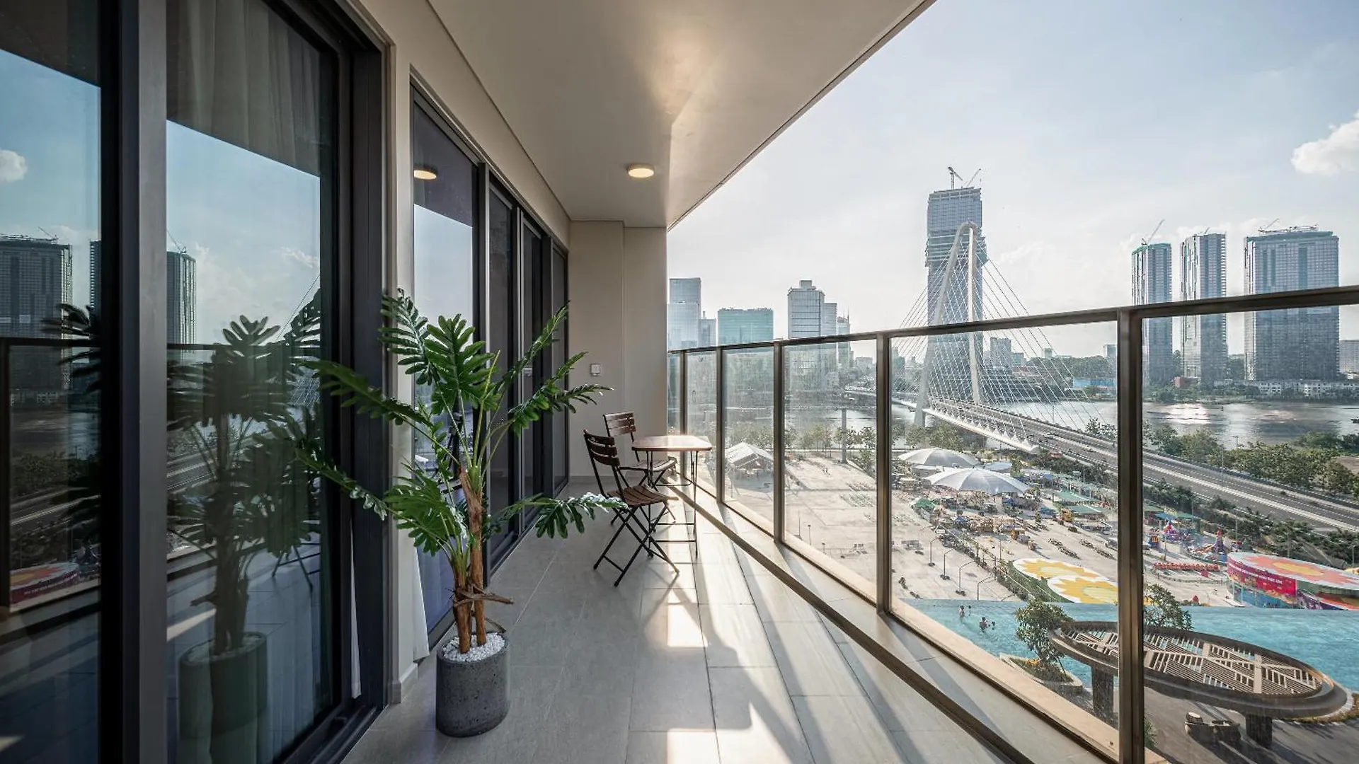Opera Saigon Suites Ho Chi Minh City Apartment