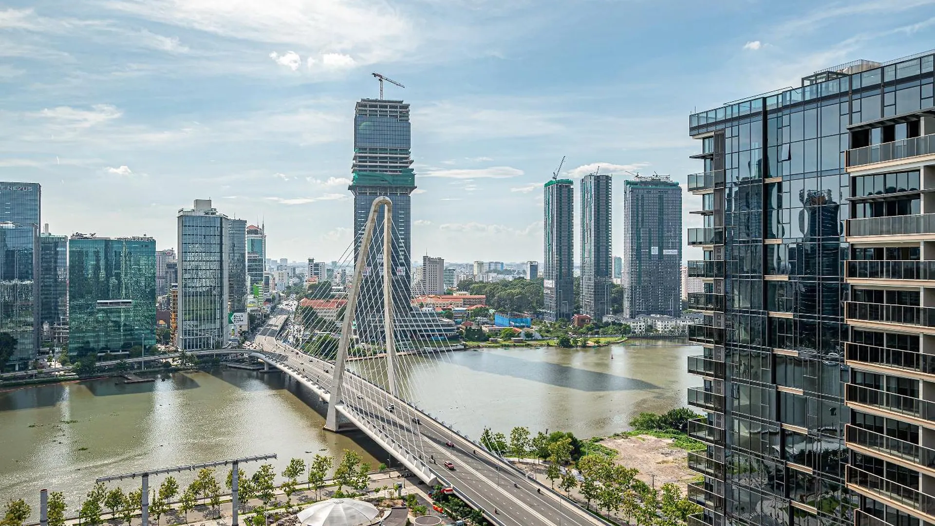 Opera Saigon Suites Ho Chi Minh City